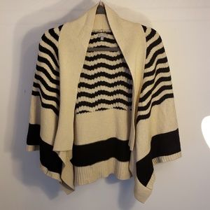 Charlotte Russe black & tan poncho sweater size S